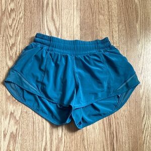 hotty hot lululemon shorts